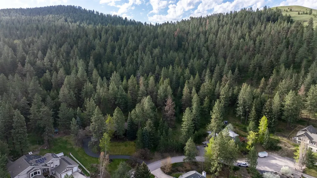 7423 Highline Court Missoula MT 59808