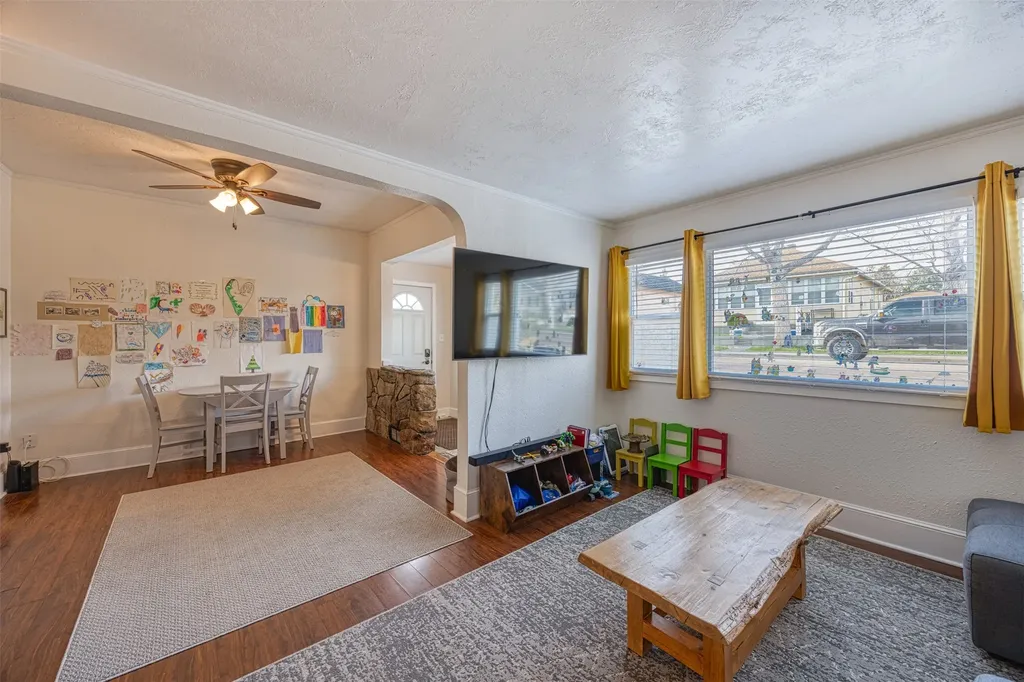 1524 Colorado Avenue Black Eagle MT 59414