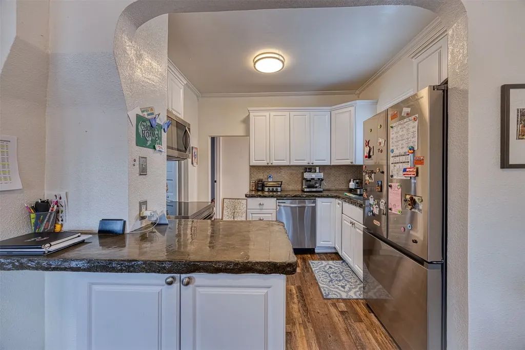 1524 Colorado Avenue Black Eagle MT 59414