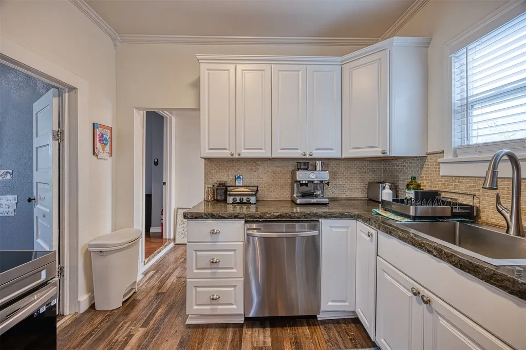 1524 Colorado Avenue Black Eagle MT 59414