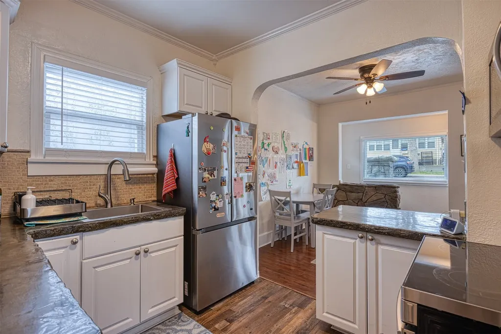 1524 Colorado Avenue Black Eagle MT 59414