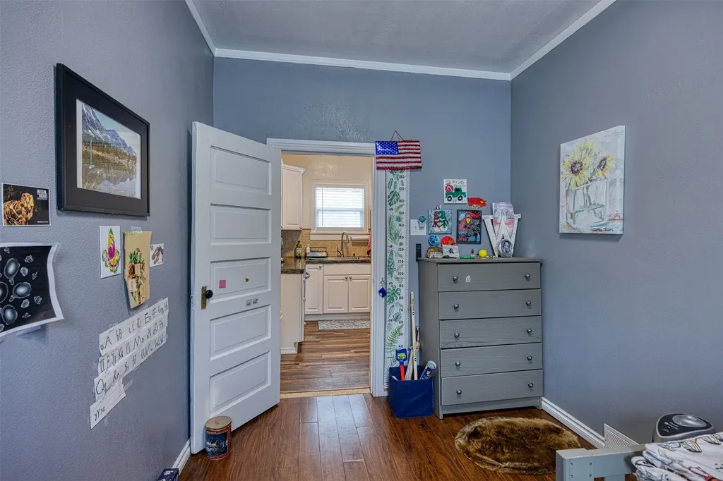 1524 Colorado Avenue Black Eagle MT 59414