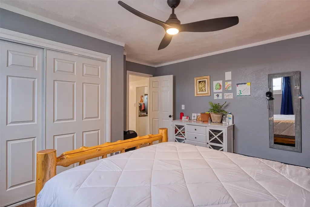 1524 Colorado Avenue Black Eagle MT 59414