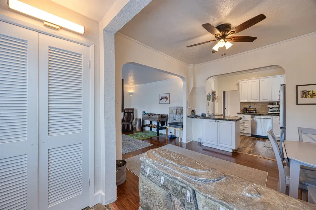 1524 Colorado Avenue Black Eagle MT 59414