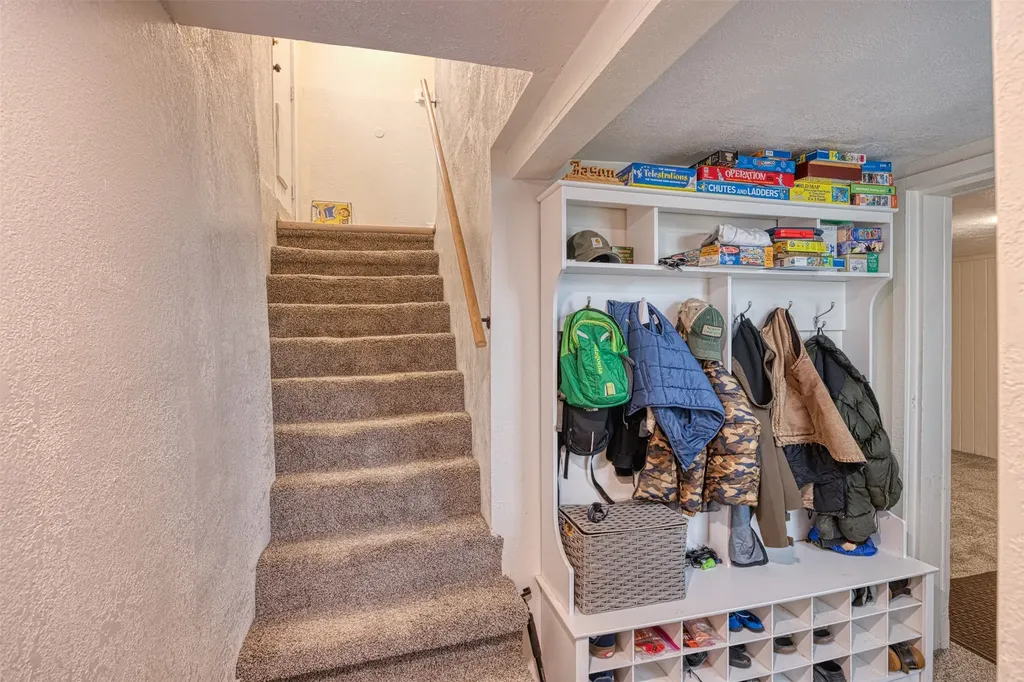 1524 Colorado Avenue Black Eagle MT 59414