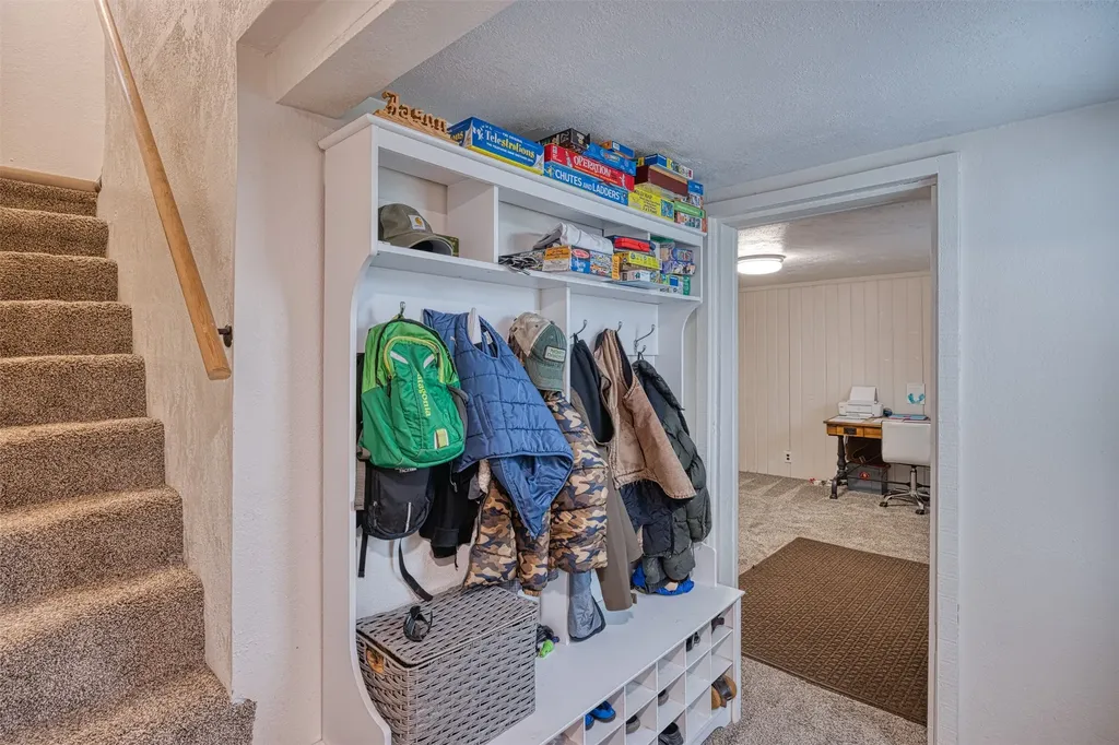 1524 Colorado Avenue Black Eagle MT 59414