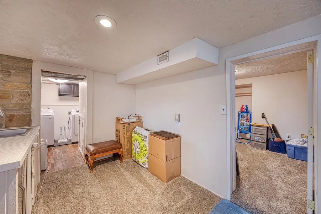 1524 Colorado Avenue Black Eagle MT 59414