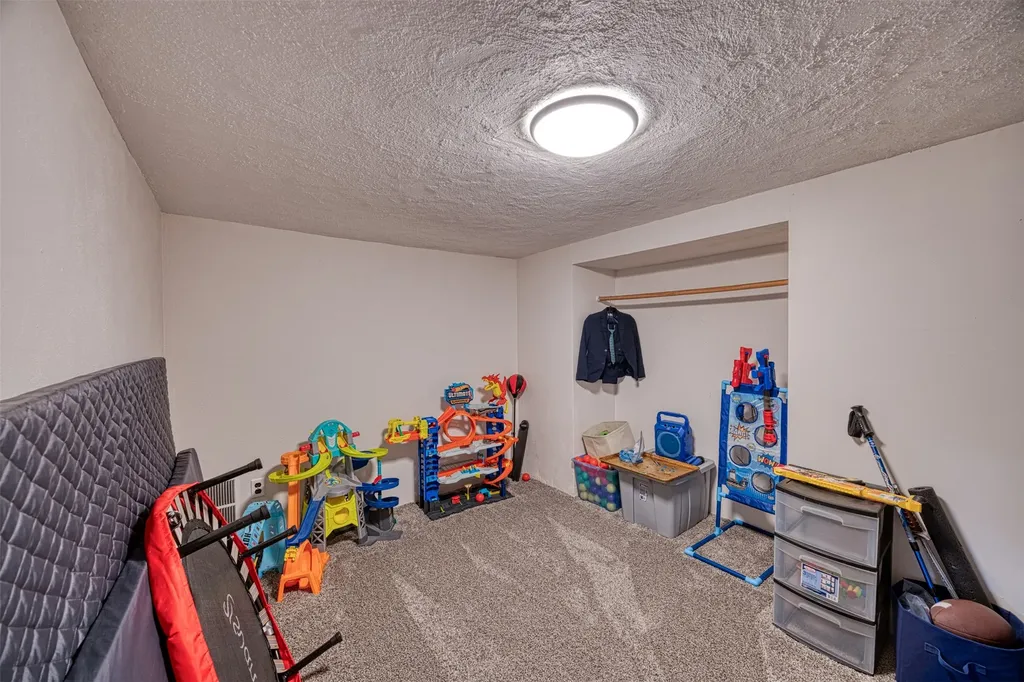 1524 Colorado Avenue Black Eagle MT 59414