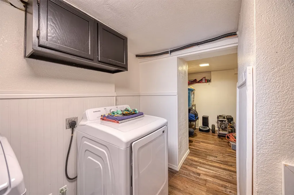 1524 Colorado Avenue Black Eagle MT 59414