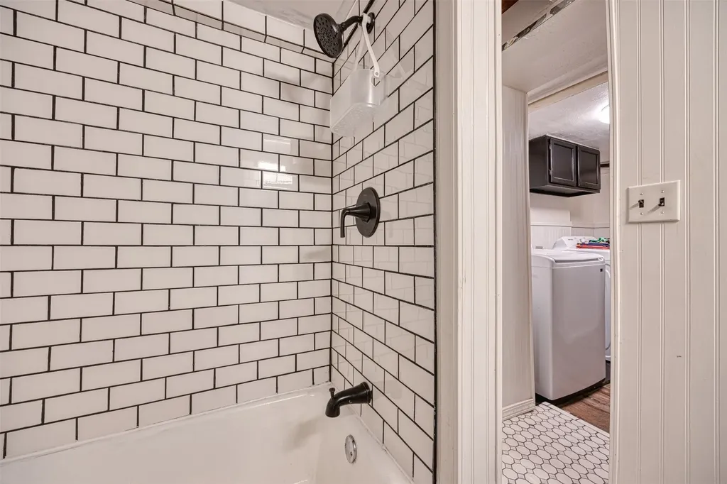 1524 Colorado Avenue Black Eagle MT 59414