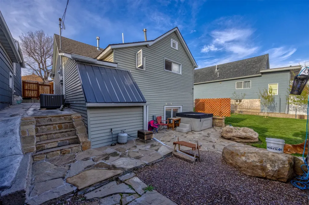 1524 Colorado Avenue Black Eagle MT 59414