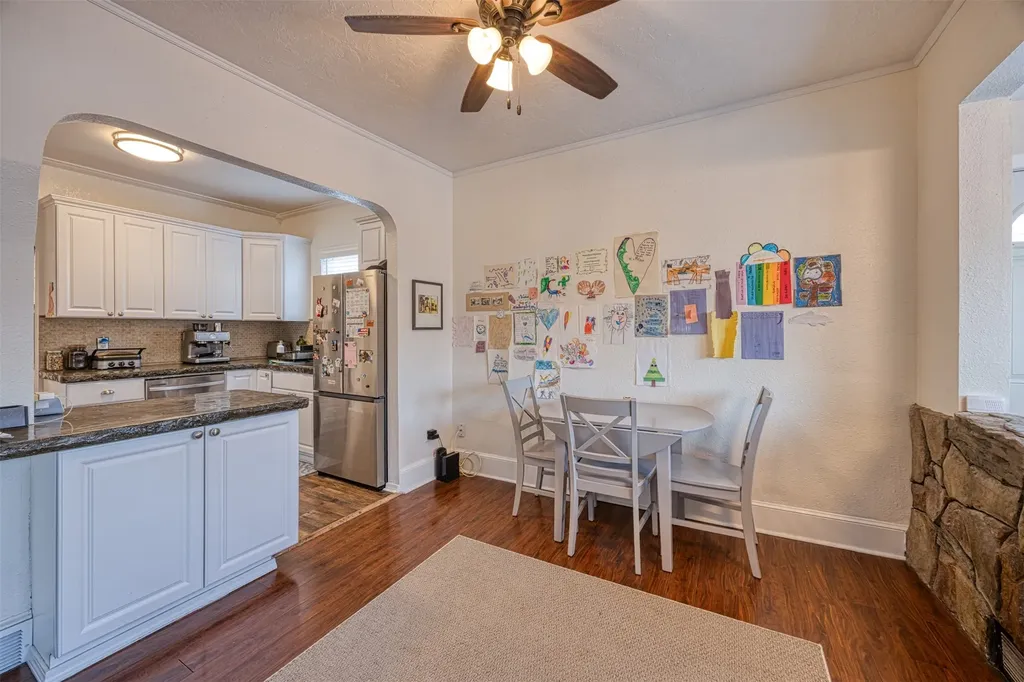1524 Colorado Avenue Black Eagle MT 59414