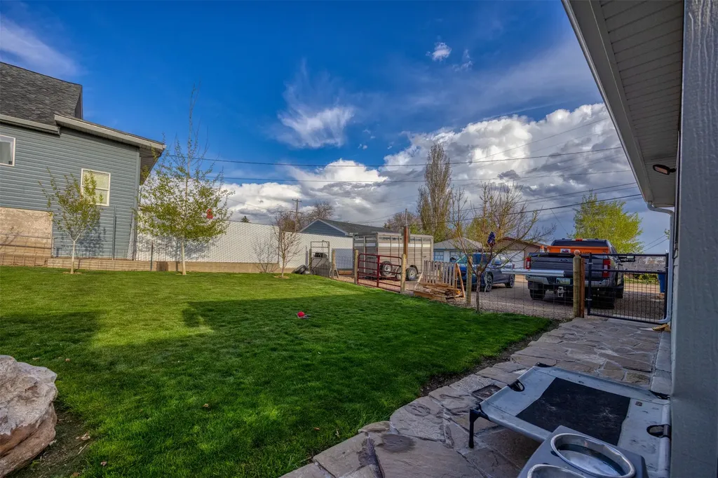 1524 Colorado Avenue Black Eagle MT 59414