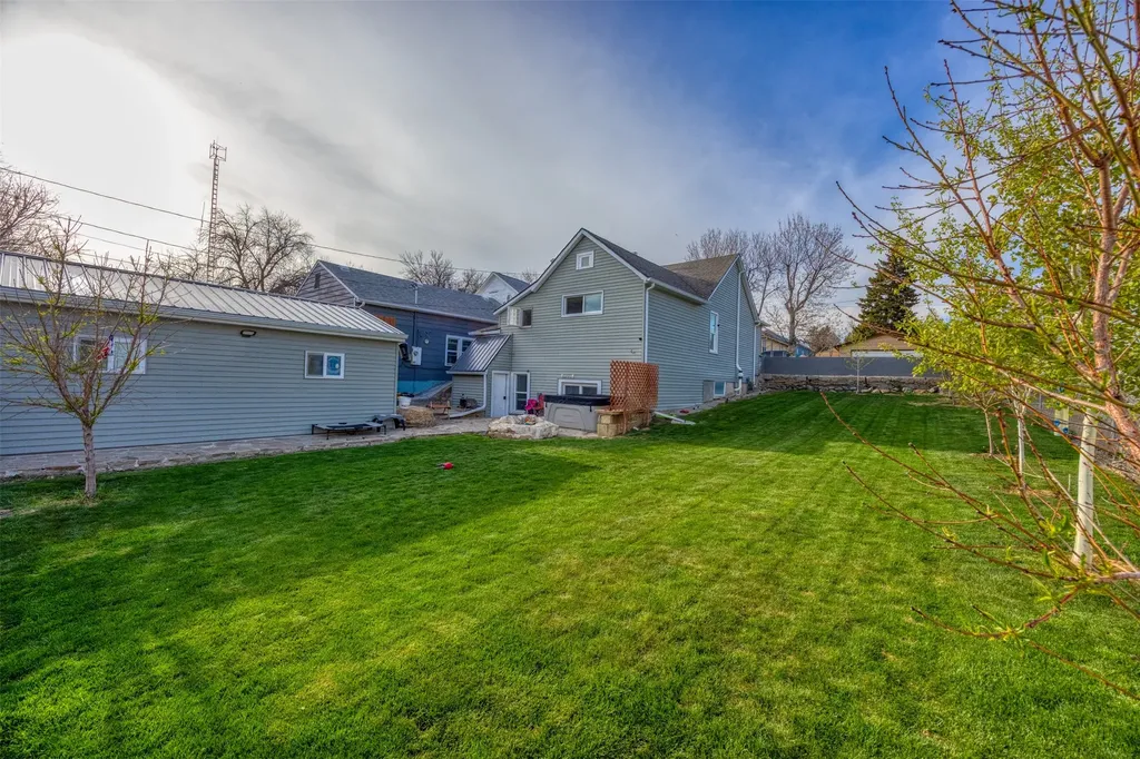 1524 Colorado Avenue Black Eagle MT 59414