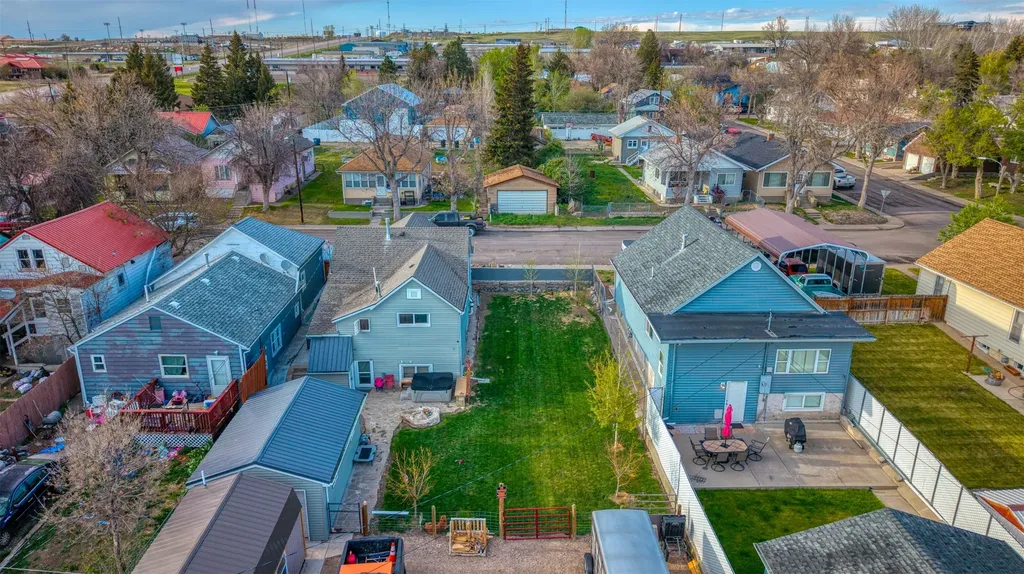 1524 Colorado Avenue Black Eagle MT 59414