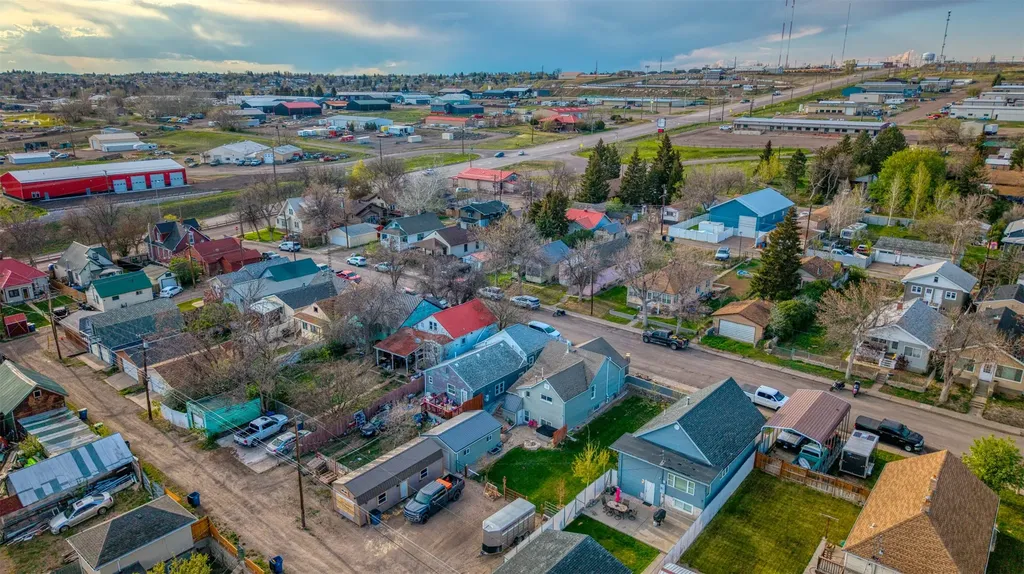 1524 Colorado Avenue Black Eagle MT 59414