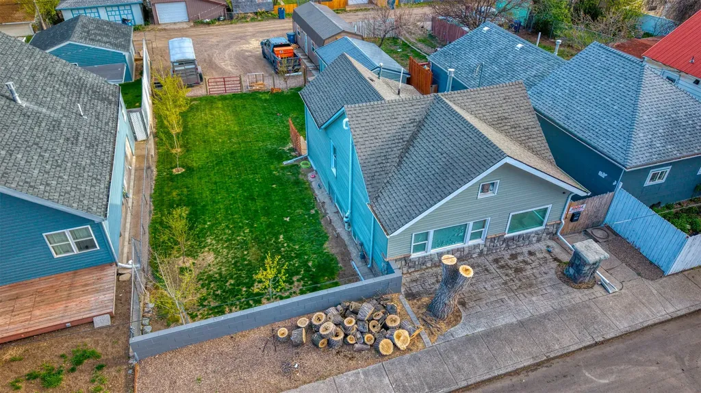 1524 Colorado Avenue Black Eagle MT 59414