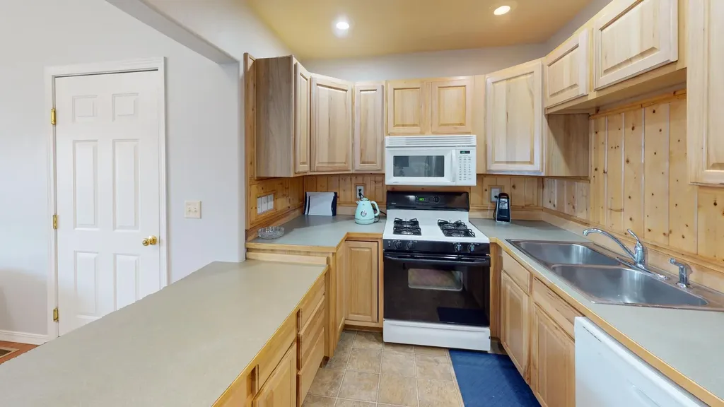 103 Alice Avenue Hamilton MT 59840