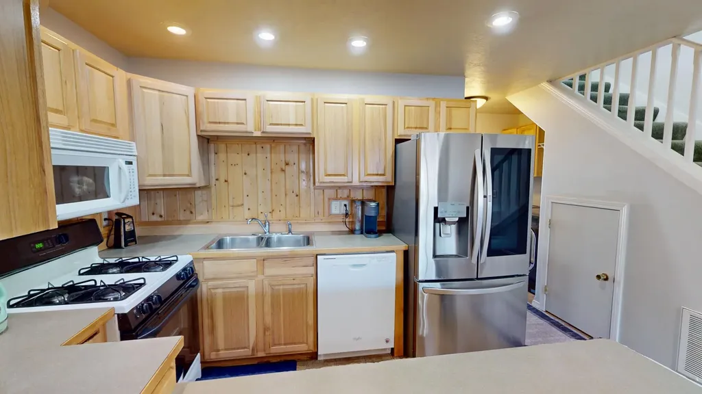 103 Alice Avenue Hamilton MT 59840