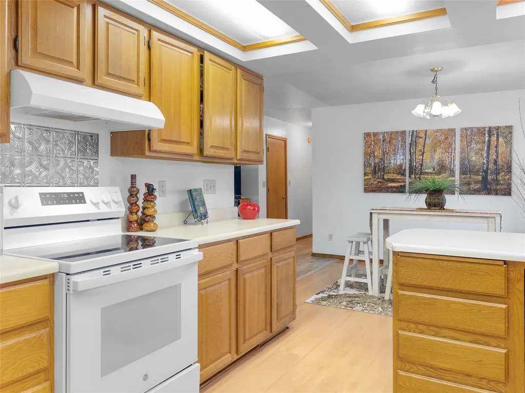 3340 Whitefish Stage Kalispell MT 59901
