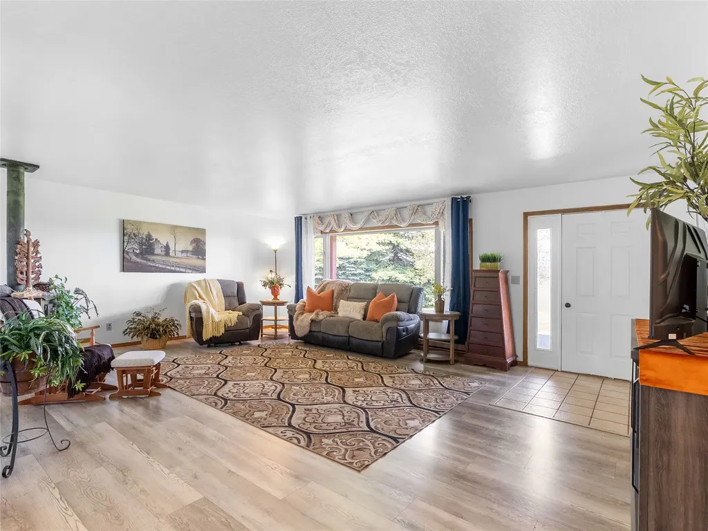 3340 Whitefish Stage Kalispell MT 59901