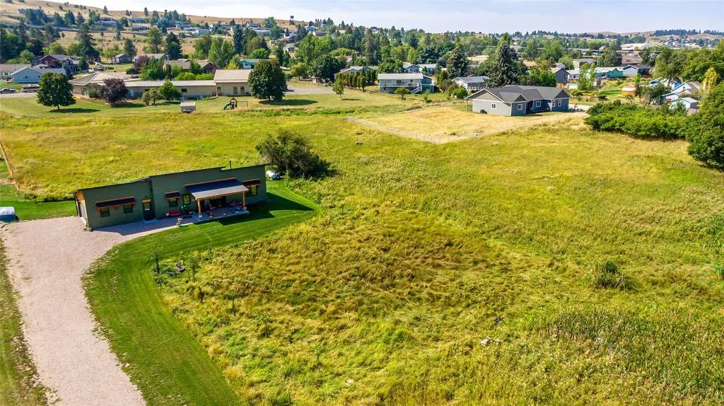 308 14th Avenue E Polson MT 59860
