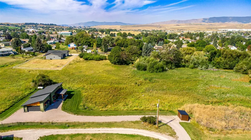 308 14th Avenue E Polson MT 59860
