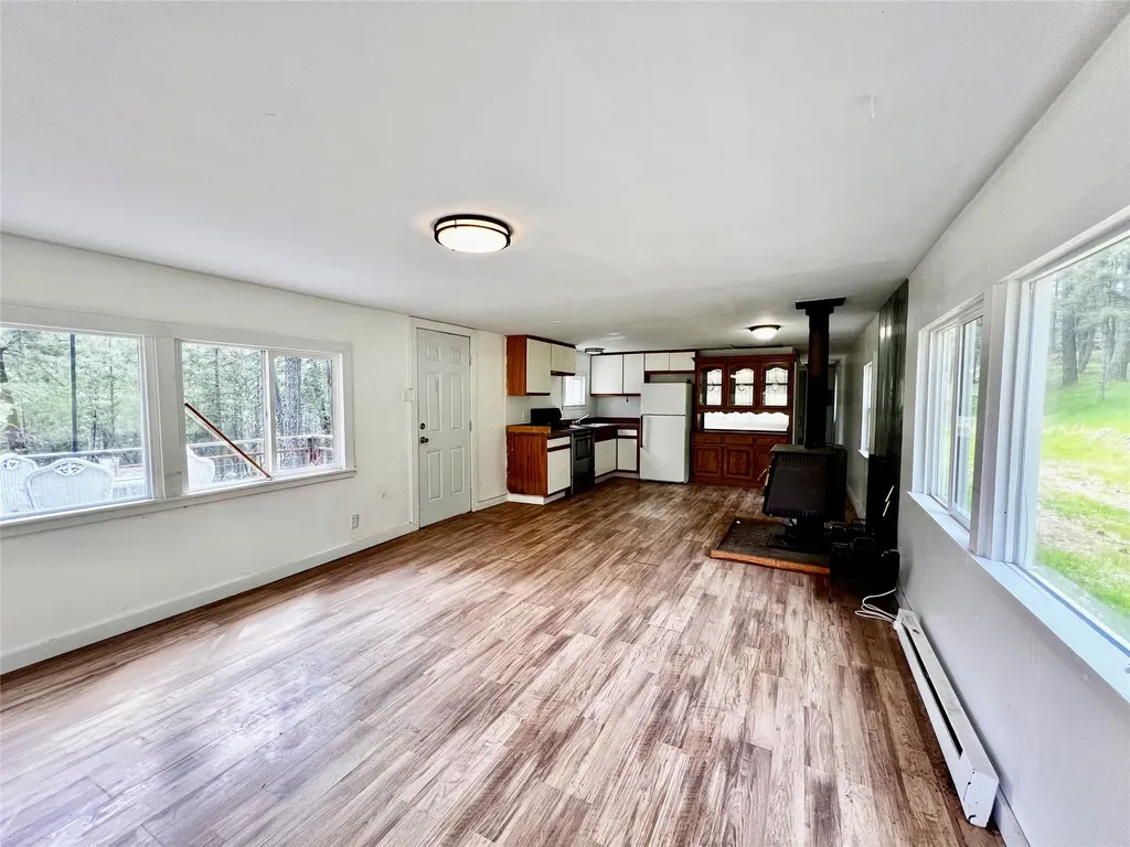 34239 Hilltop Drive Polson MT 59860