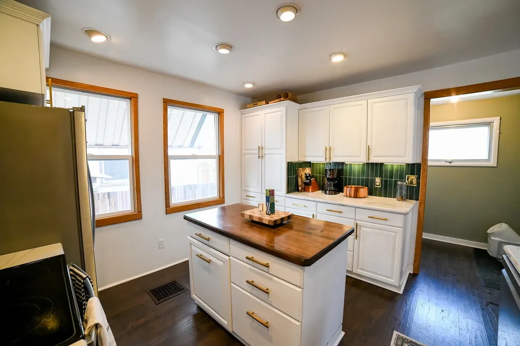 216 12th Street N Great Falls MT 59401