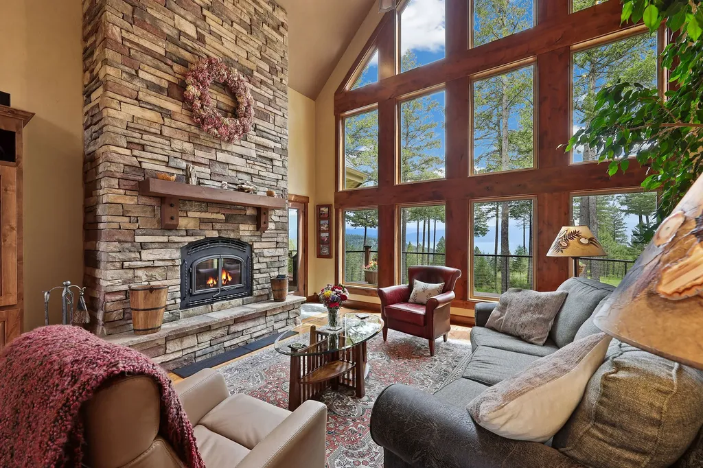 156 Goldenview Lane Lakeside MT 59922
