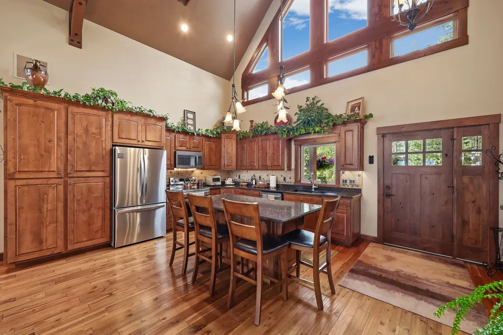 156 Goldenview Lane Lakeside MT 59922