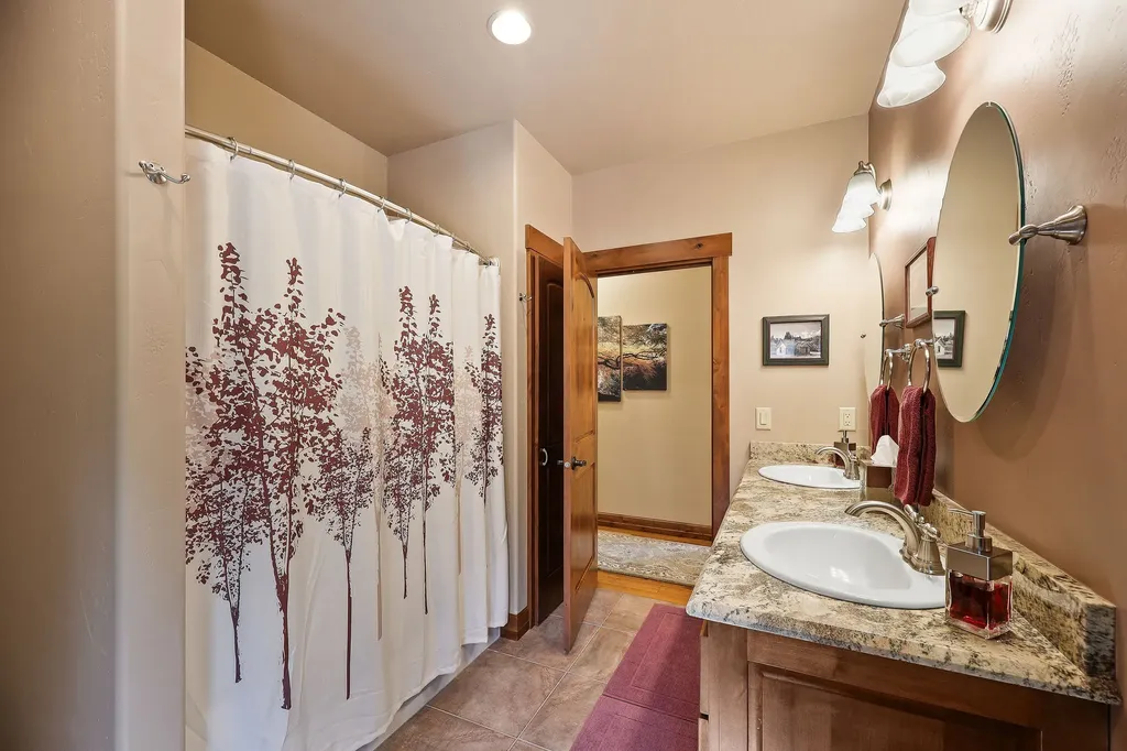 156 Goldenview Lane Lakeside MT 59922
