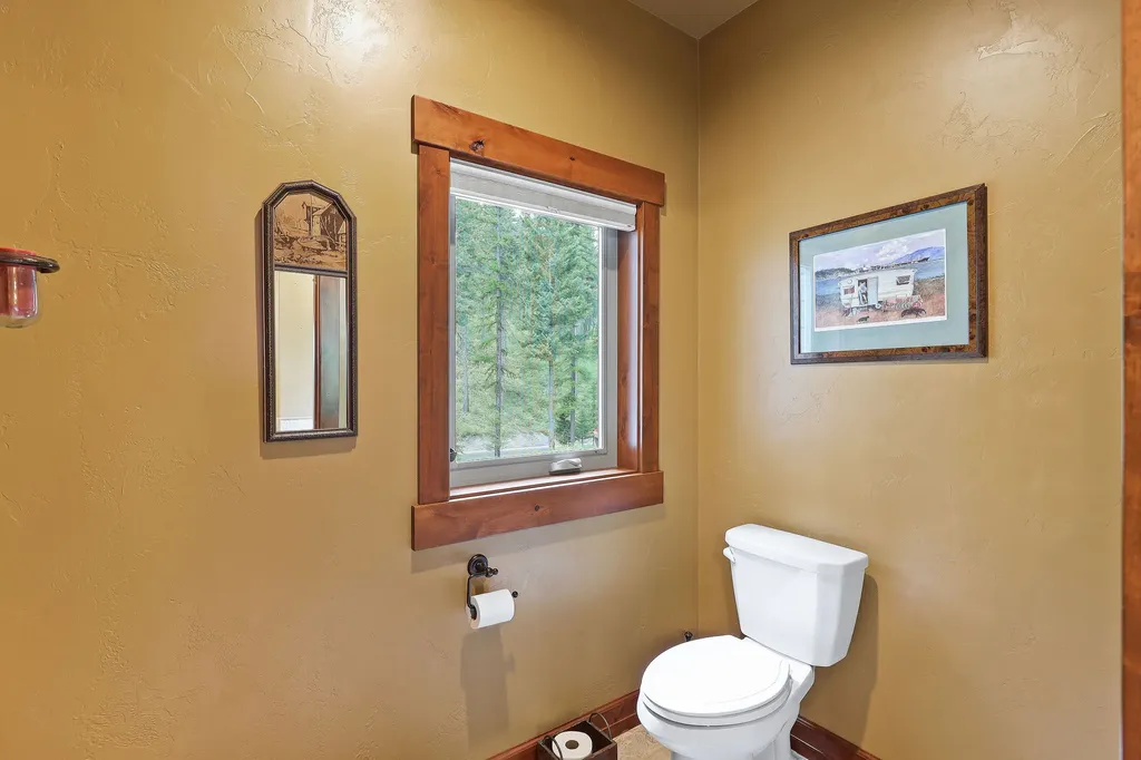 156 Goldenview Lane Lakeside MT 59922