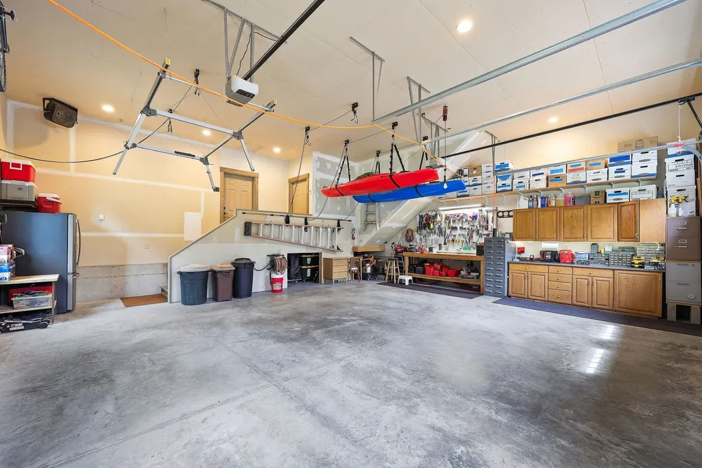 156 Goldenview Lane Lakeside MT 59922