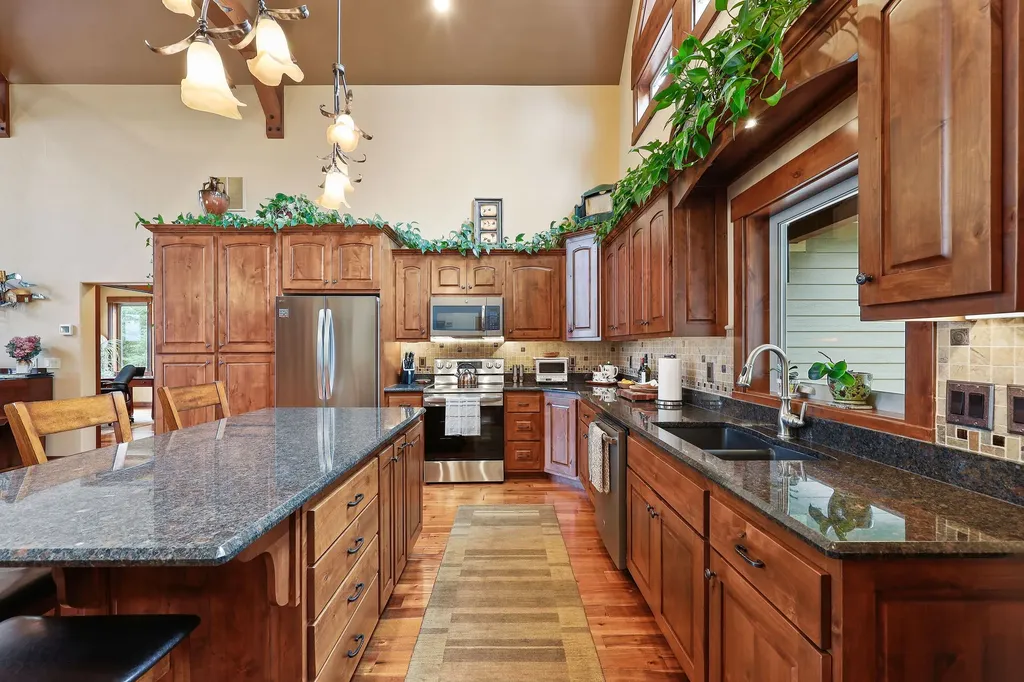 156 Goldenview Lane Lakeside MT 59922