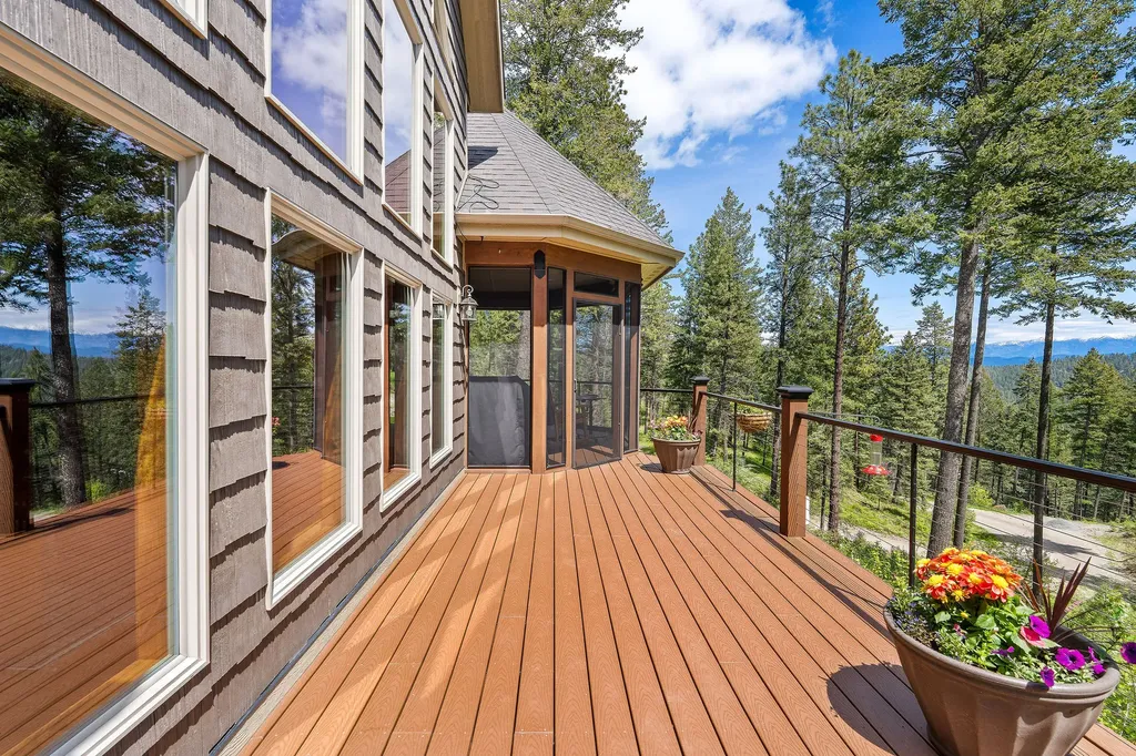 156 Goldenview Lane Lakeside MT 59922