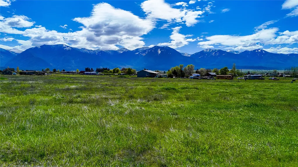 72880 Joes Lane Arlee MT 59821