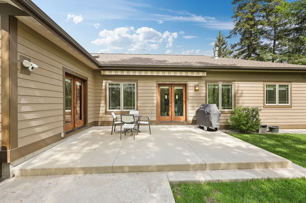 136 Oakmont Loop Columbia Falls MT 59912