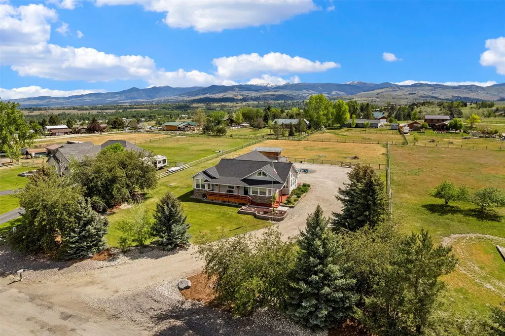 912 Little Joe Lane Hamilton MT 59840