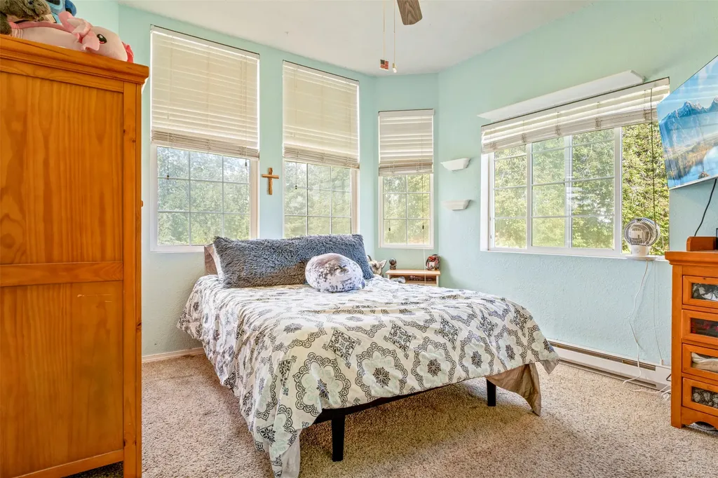 912 Little Joe Lane Hamilton MT 59840