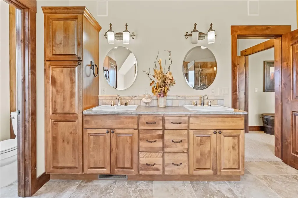 519 Sophie Drive Eureka MT 59917
