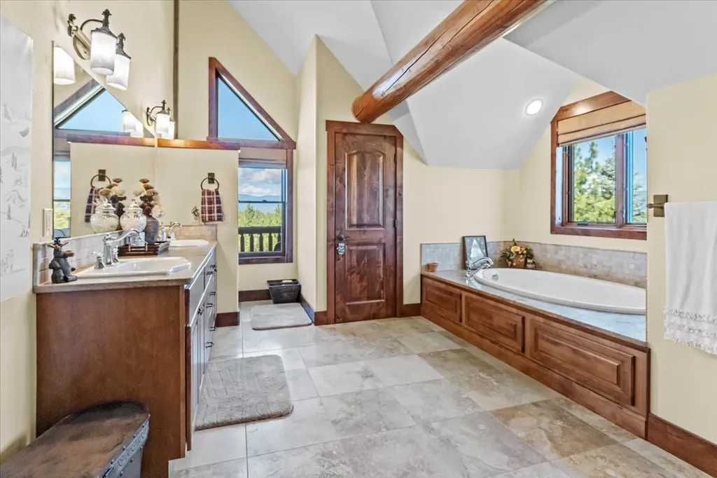 519 Sophie Drive Eureka MT 59917