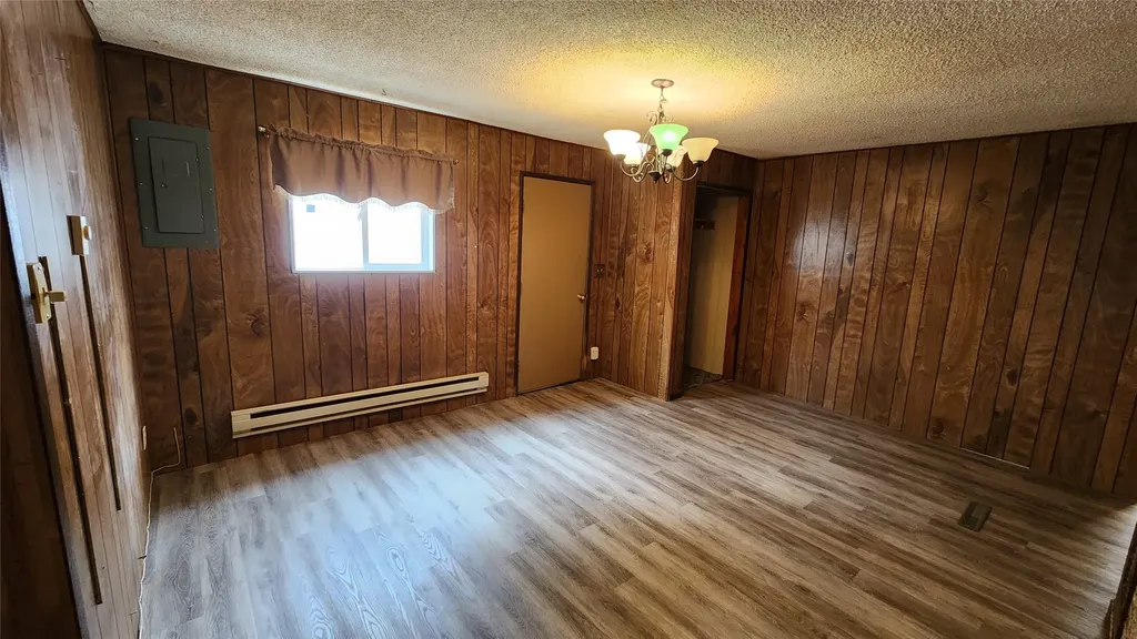 219 5th Avenue SW Cut Bank MT 59427