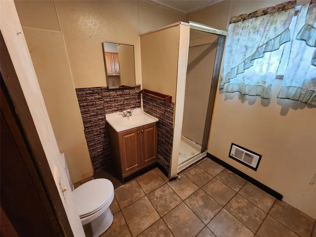 219 5th Avenue SW Cut Bank MT 59427