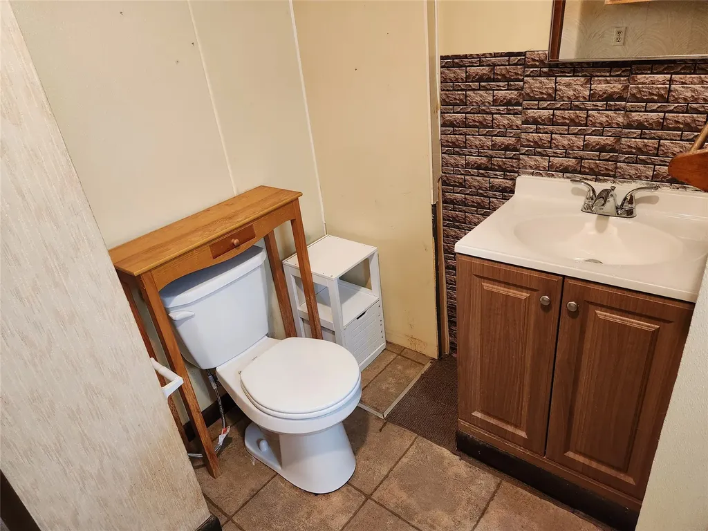 219 5th Avenue SW Cut Bank MT 59427