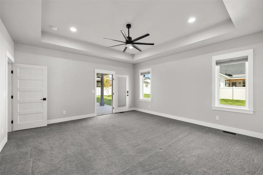 127 Owl Loop Kalispell MT 59901