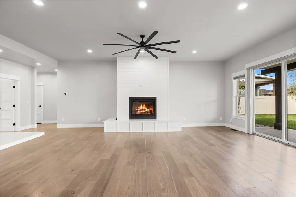 127 Owl Loop Kalispell MT 59901