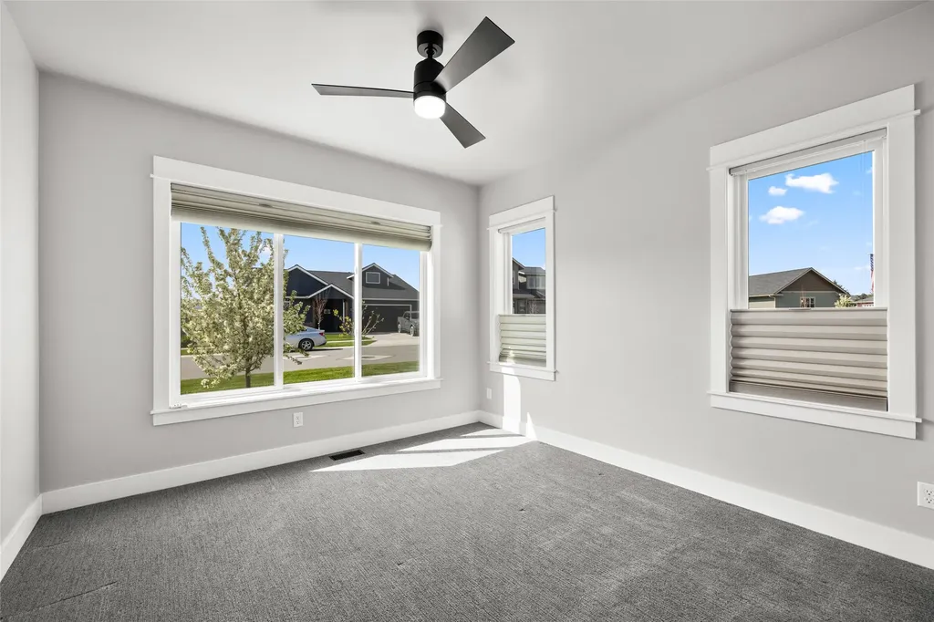 127 Owl Loop Kalispell MT 59901