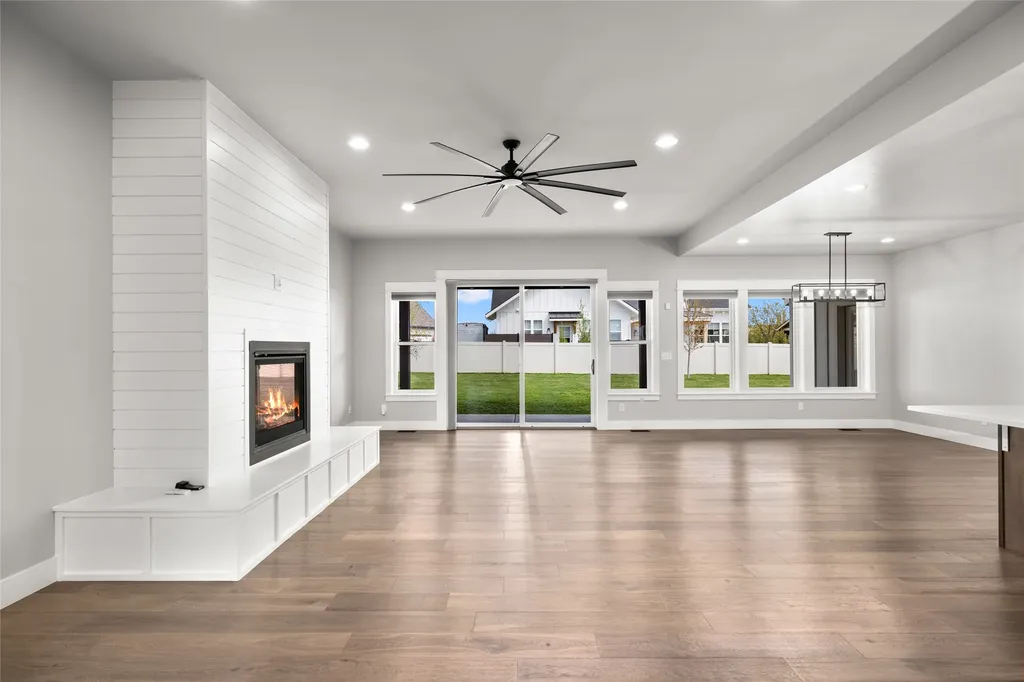 127 Owl Loop Kalispell MT 59901