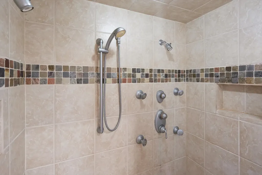 36953 Mt Highway 35 Polson MT 59860